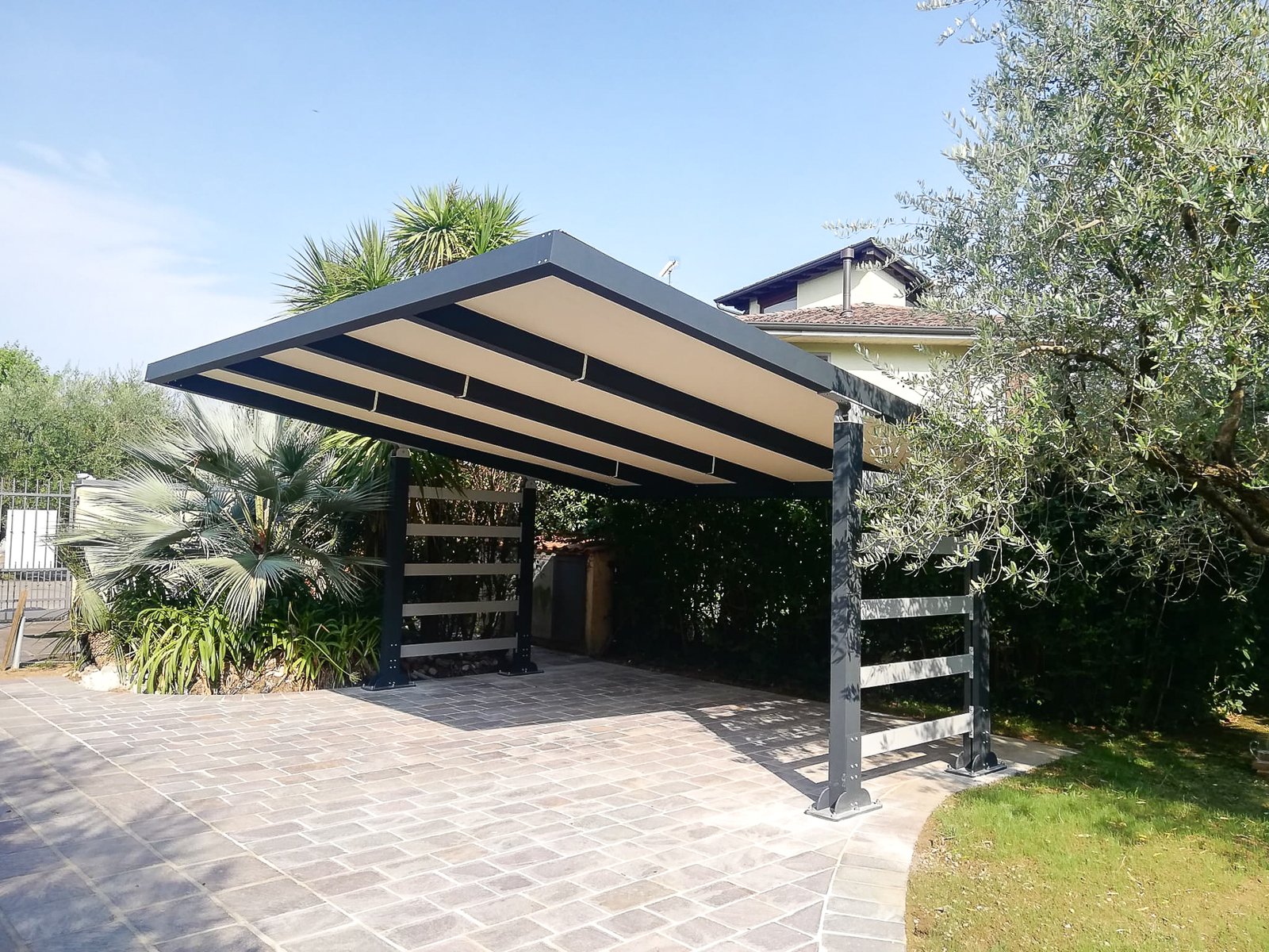 Carport Centauro avec toile tendue 2 places