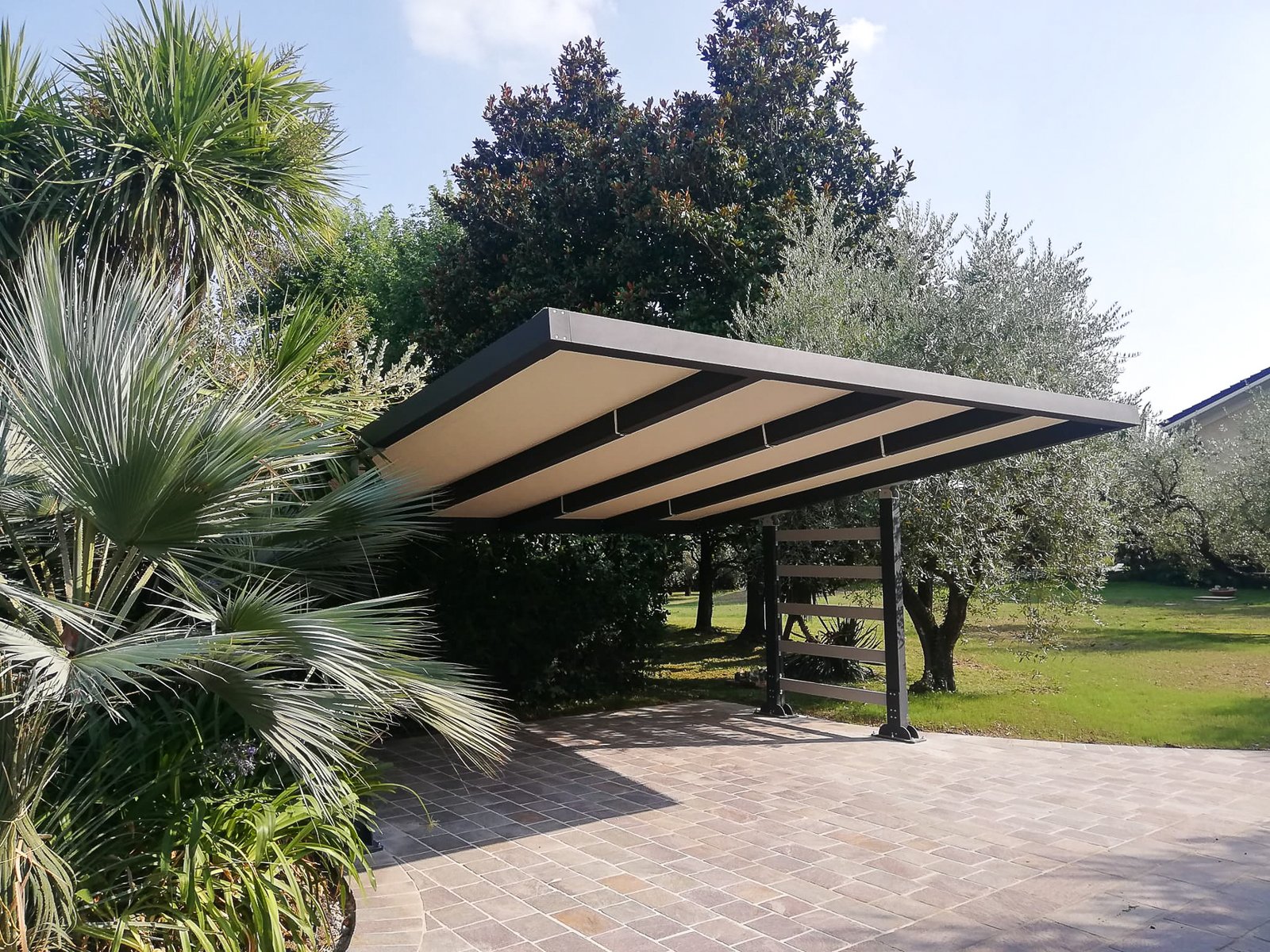 Carport Centauro Telo vue intérieure